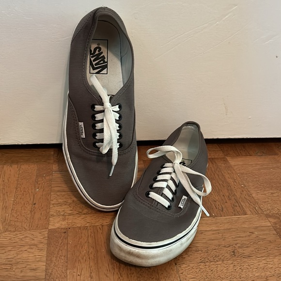 Vans Authentic Shoes - Picture 2 of 3